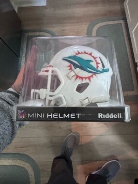 Miami Dolphins Riddell White Mini Helmet